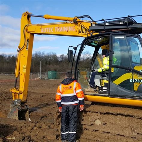 mini digger training kent|360 excavator course near me.